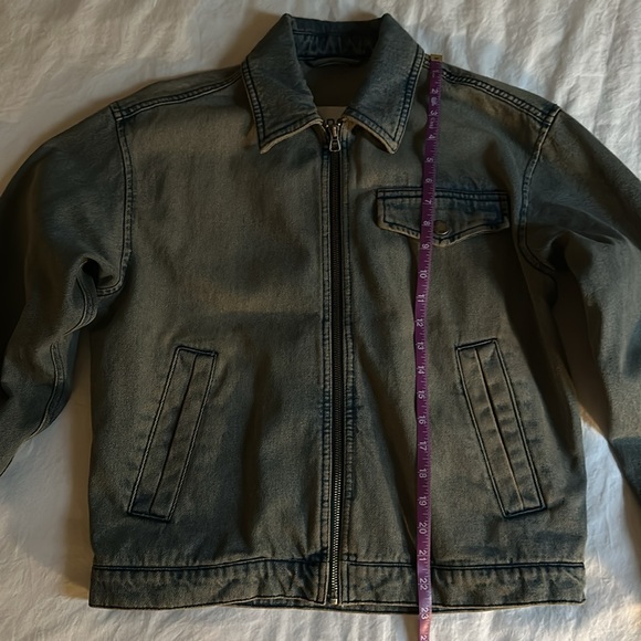 Urban Outfitters Cropped Denim Zip Jacket - Picture 6 of 10
